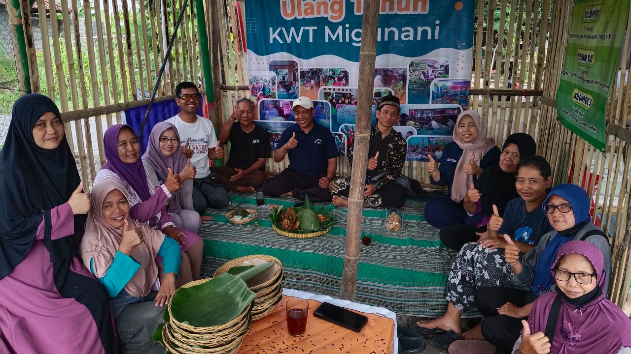 Semangat dan Kebersamaan Warnai Re-Launching Pasar Tani KWT Migunani