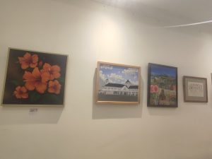 Beberapa karya lukisan yang dipamerkan. (Foto: Herdy) 