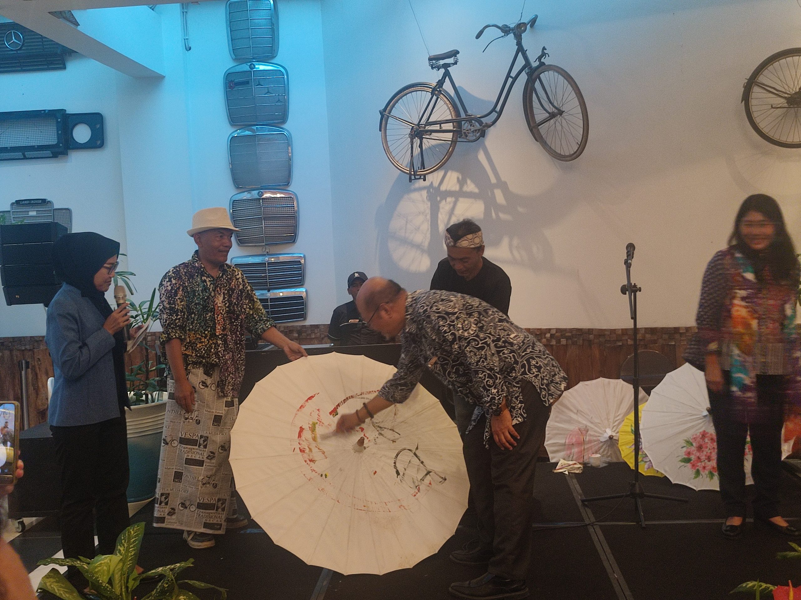 Grand Rohan Jogja Hadirkan Kembali Pameran Lukisan Bertajuk  “The Beauty of Color”